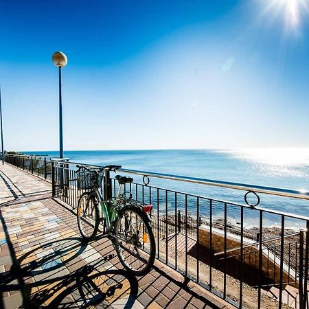 Apartamento Sea Senses Victoria Frente Al Mar Torrevieja Buitenkant foto