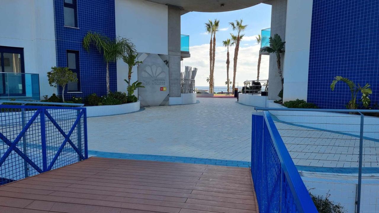 Apartamento Sea Senses Victoria Frente Al Mar Torrevieja Buitenkant foto